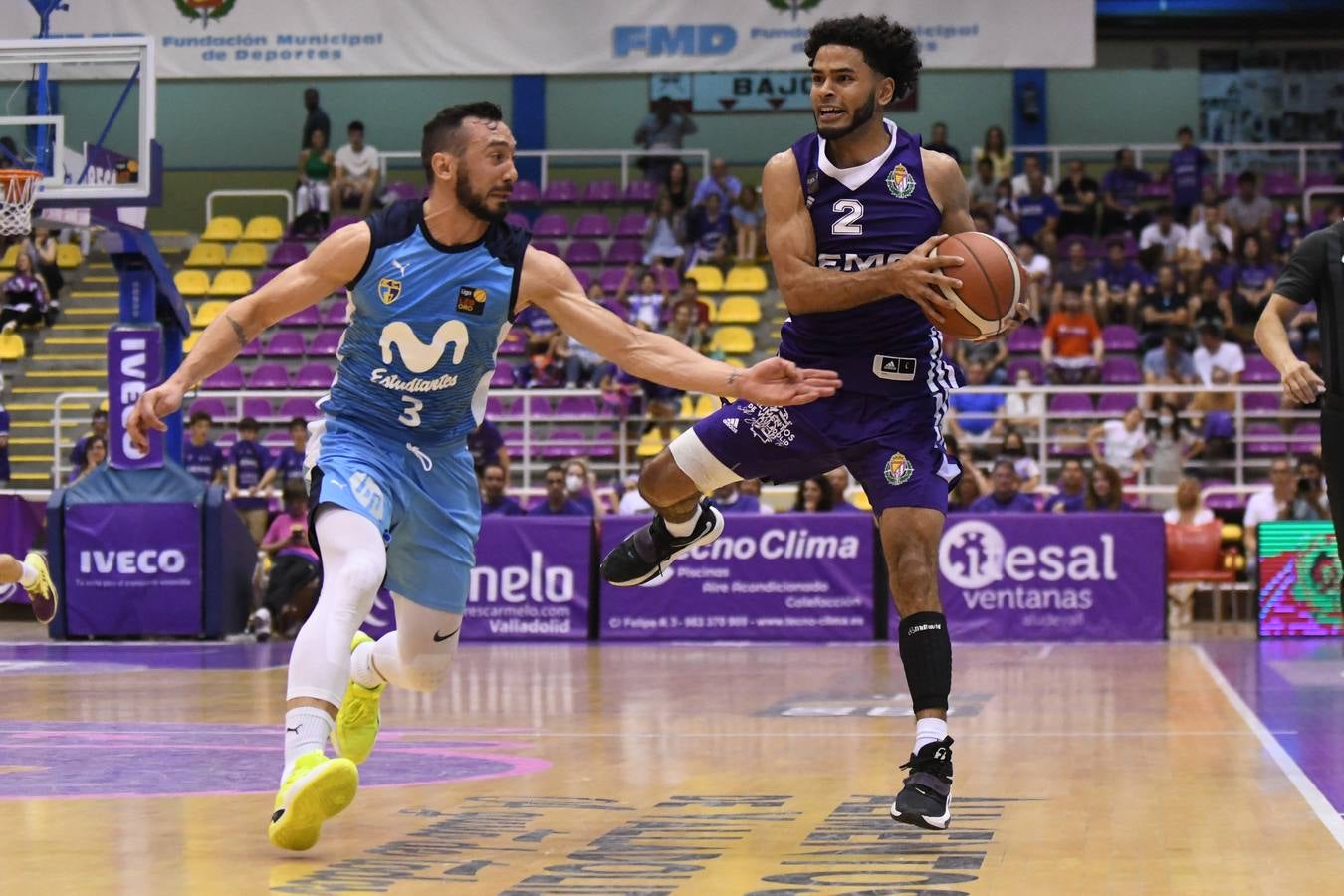 Fotos: Victoria del Real Valladolid Baloncesto ante el Estudiantes (67-54)