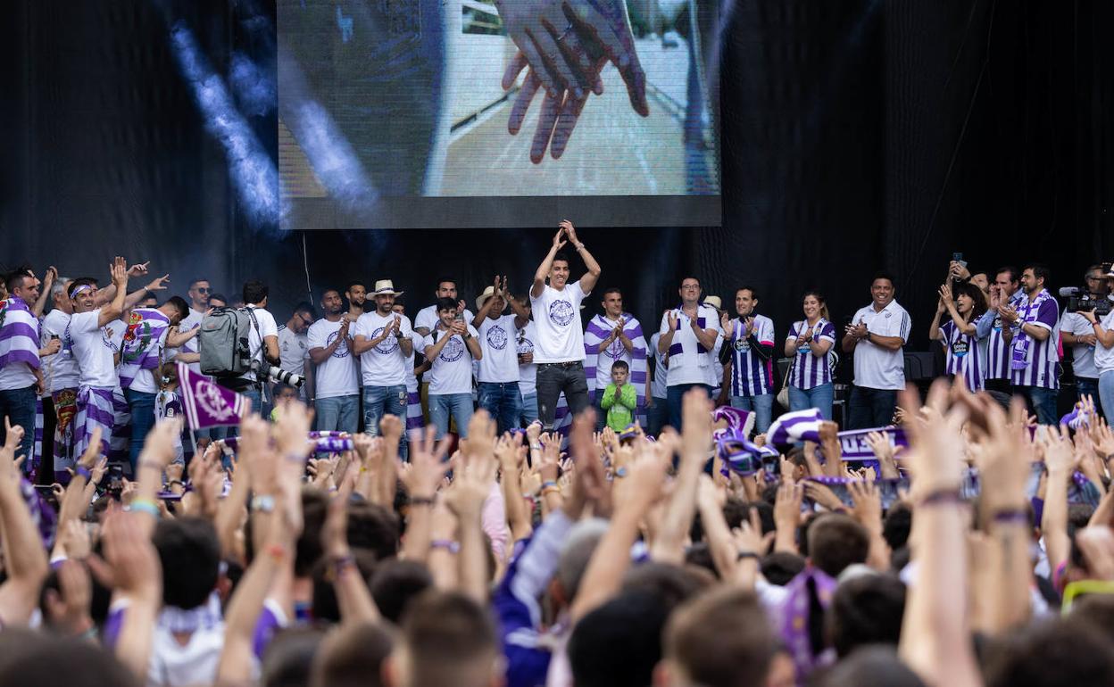 Fiesta de ascenso a Primera de Real Valladolid.