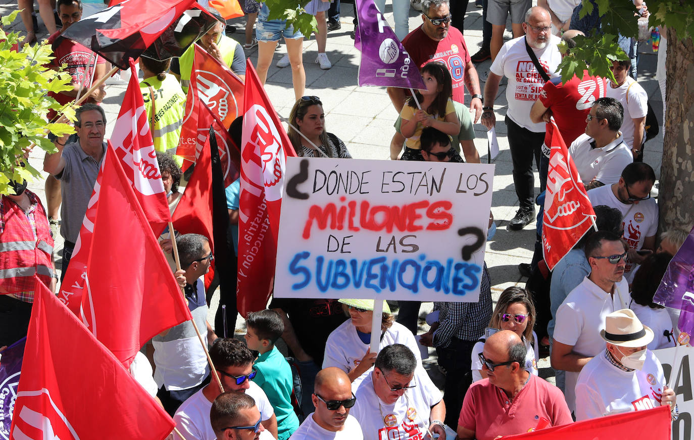 Fotos: Venta de Baños sale a la calle para reclamar el mantenimiento de Siro