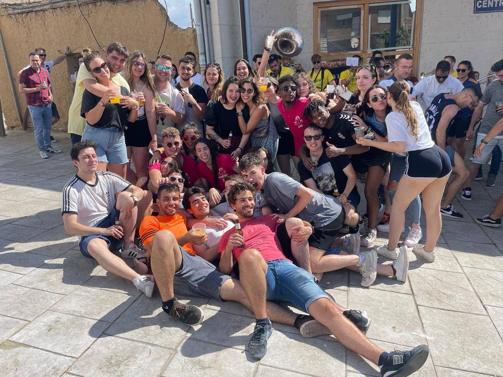 Fotos: Pedida de Rosquillas y coronación de reyes en los quintos de Torrelobatón