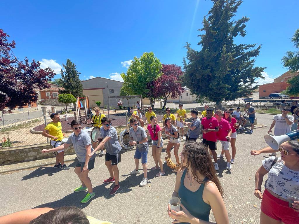 Fotos: Pedida de Rosquillas y coronación de reyes en los quintos de Torrelobatón