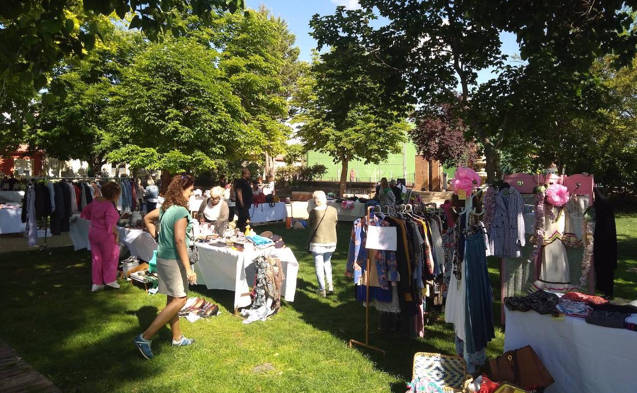 Mercado de segunda mano celebrando este domingo en Pedrajas.