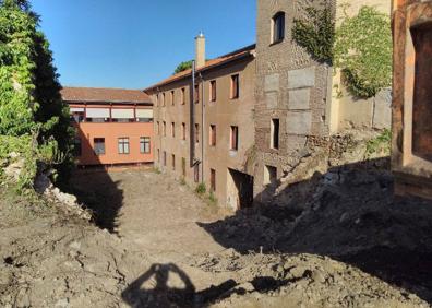 Imagen secundaria 1 - Obras en el teatro Cervantes.