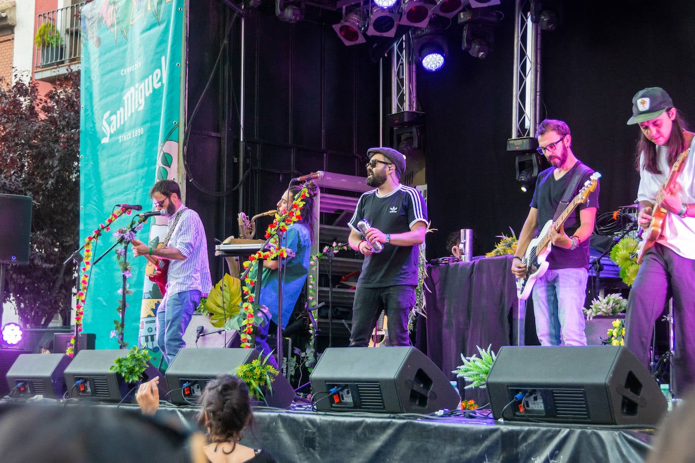 La plaza de San Miguel se llenó de música y de ambiente en el retorno del festival palentino de música indie