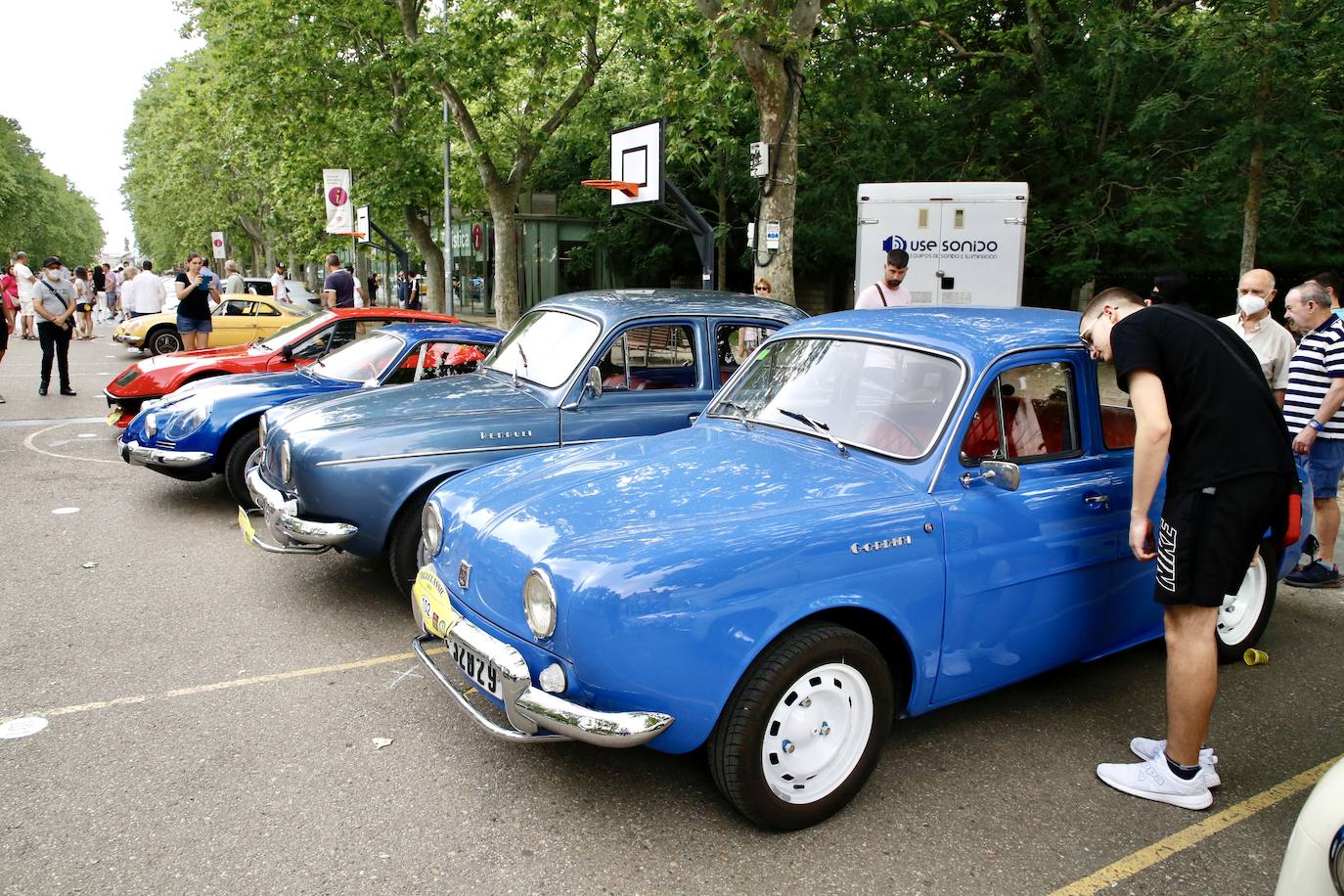 Fotos: Valladolid acoge una muestra de coches de Renault