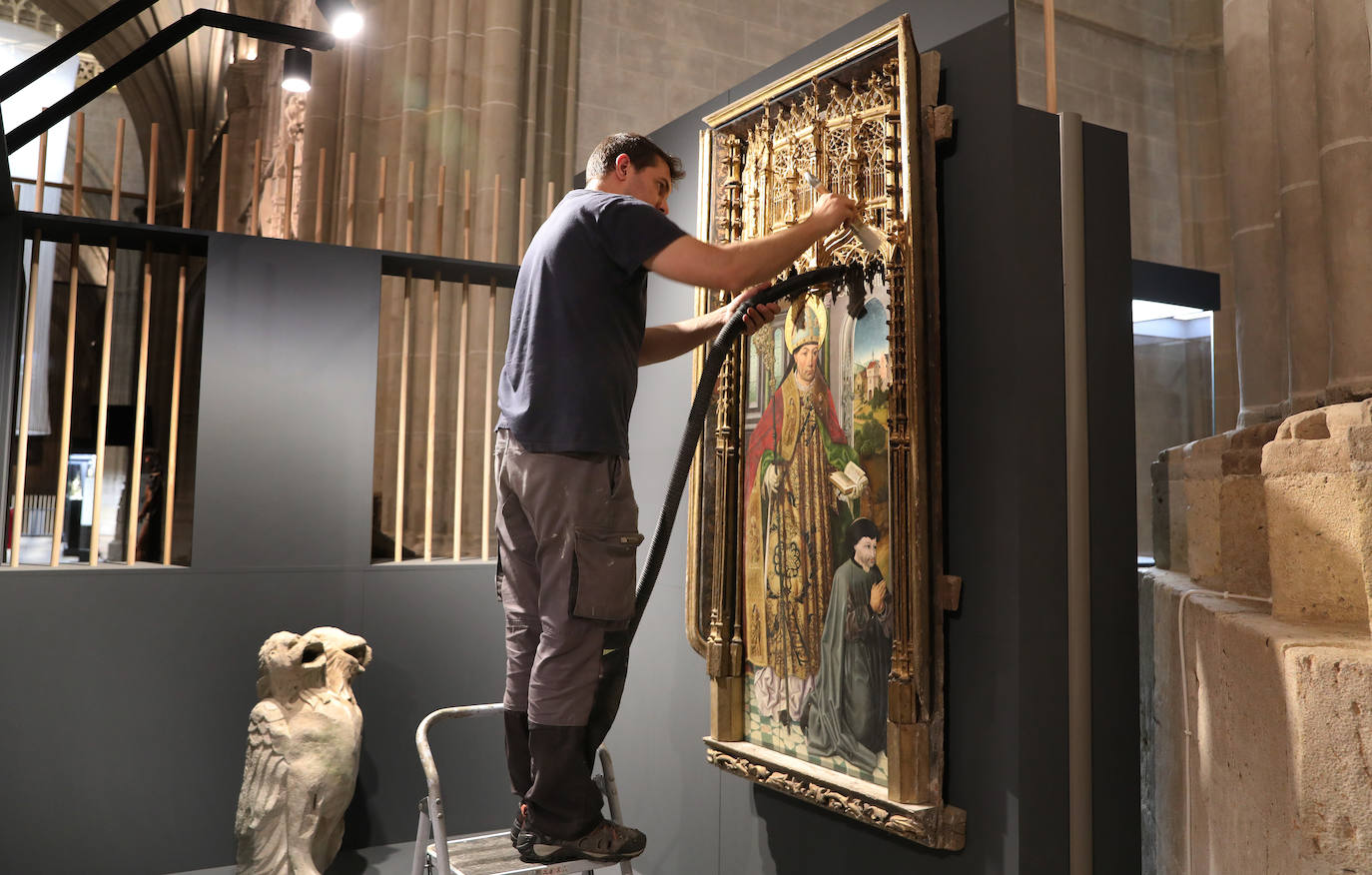 La muestra de arte religioso permanecerá abierta hasta el 11 de diciembre por el séptimo centenario de la Catedral. 