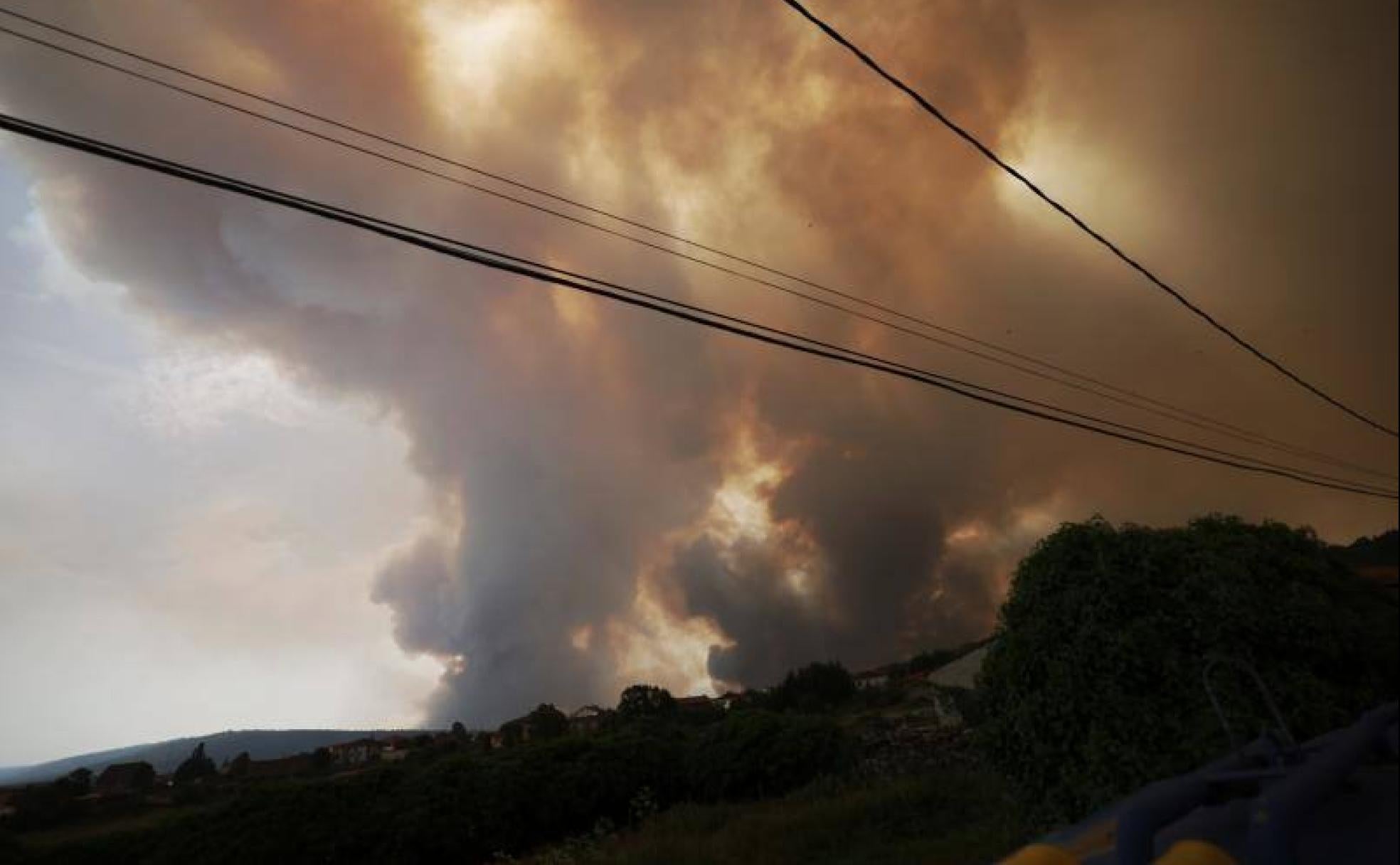 Incendio en la Sierra de la Culebra, este viernes. 