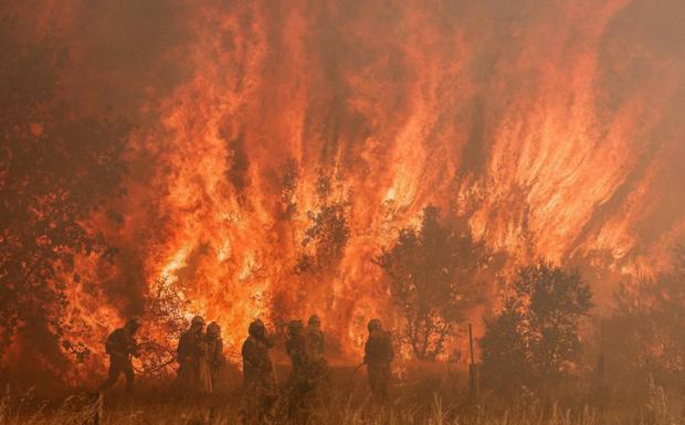 El incendio más grave de la historia de la comunidad deja ya 25.000 hectáreas quemadas