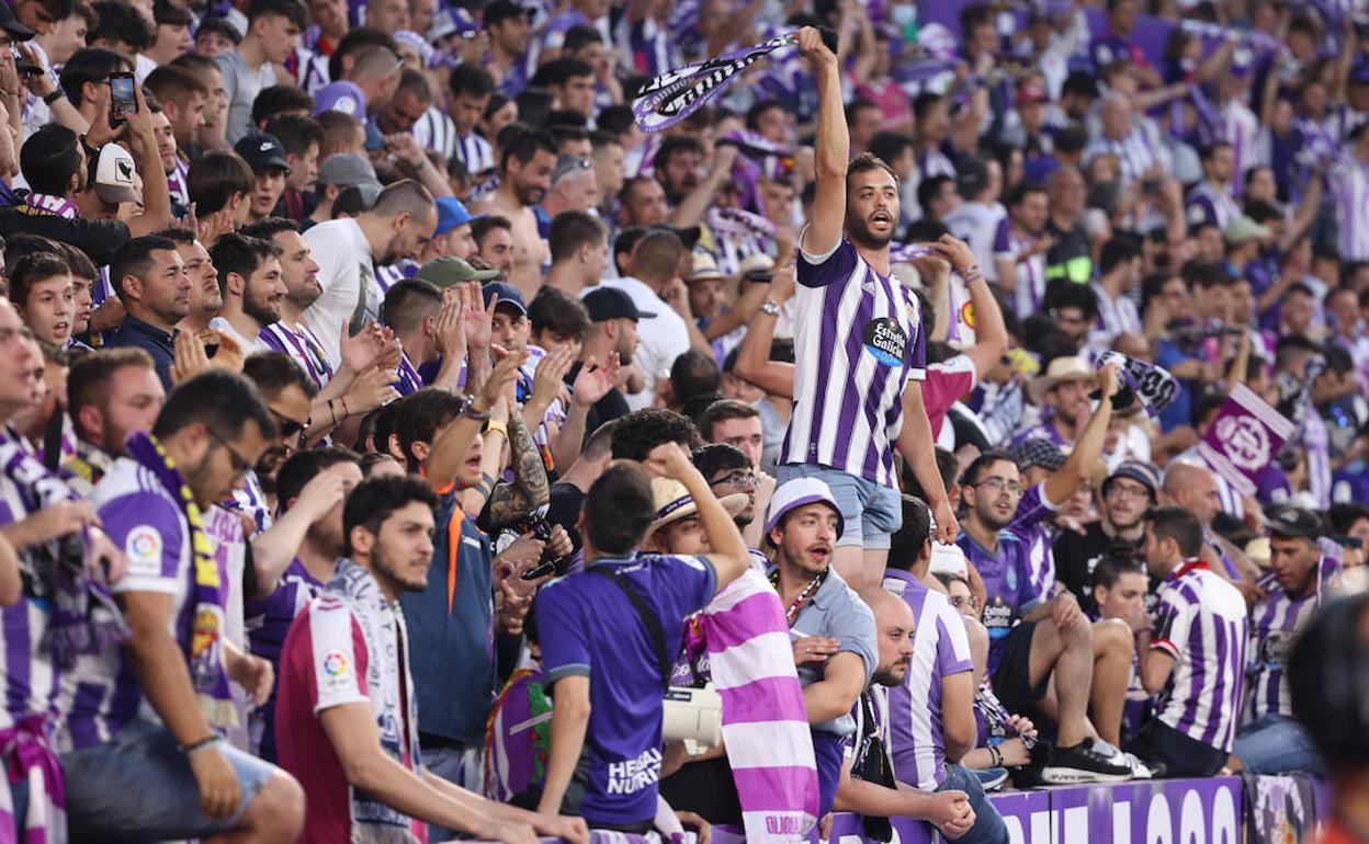 Seguidores del Real Valladolid en el José Zorrilla. 