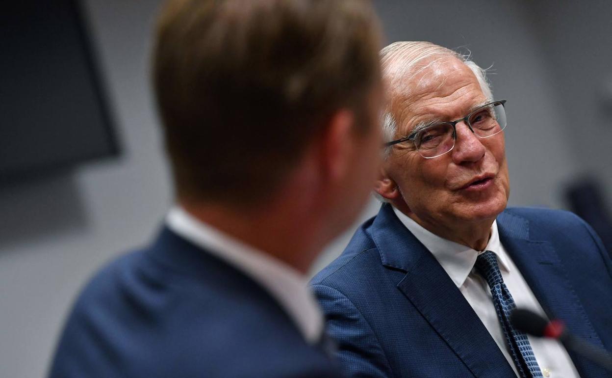 Josep Borrell, durante la reunión de ministros de Exteriores de la UE.