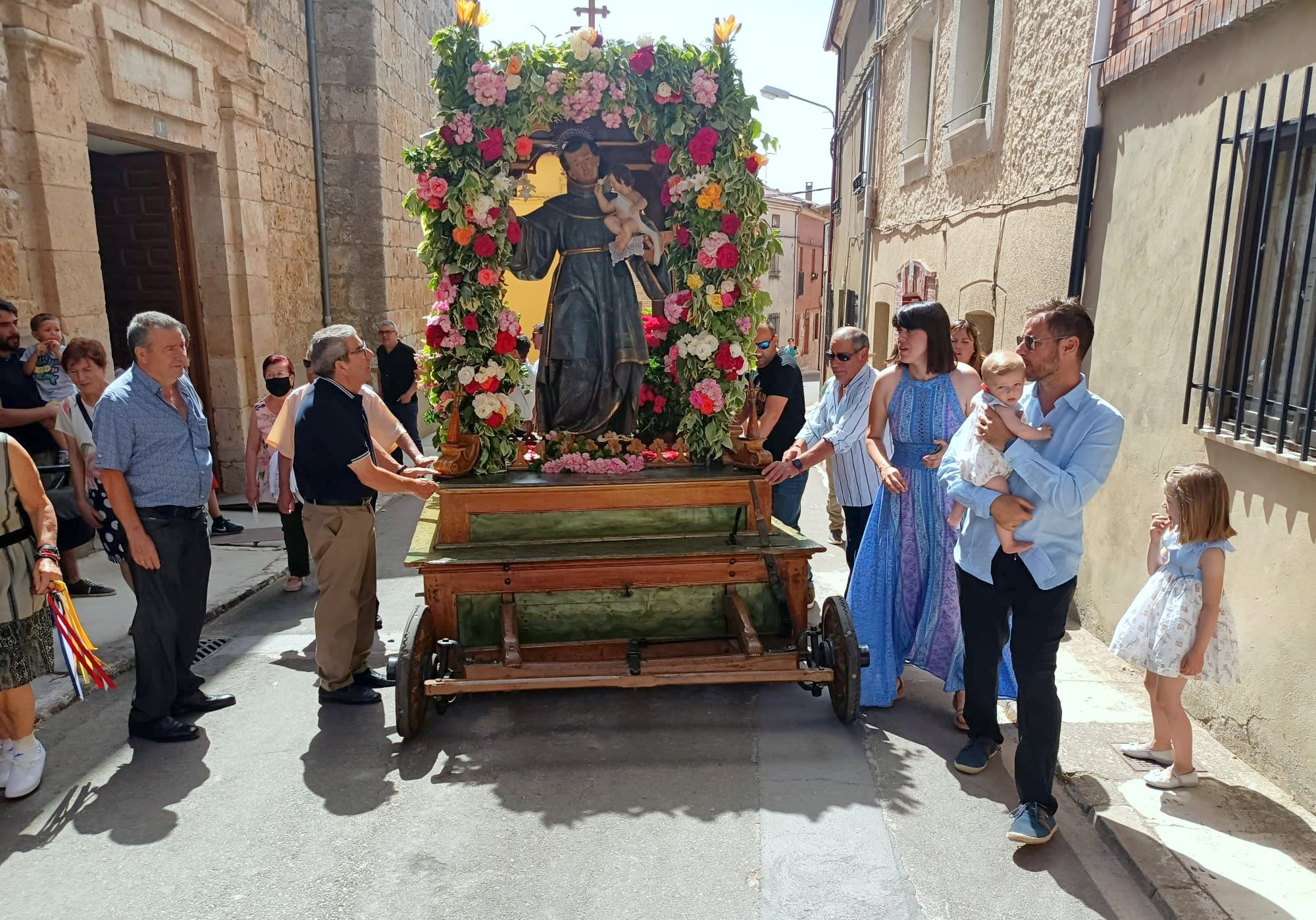 La localidad cerrateña disfruta de unas animadas Fiestas Patronales