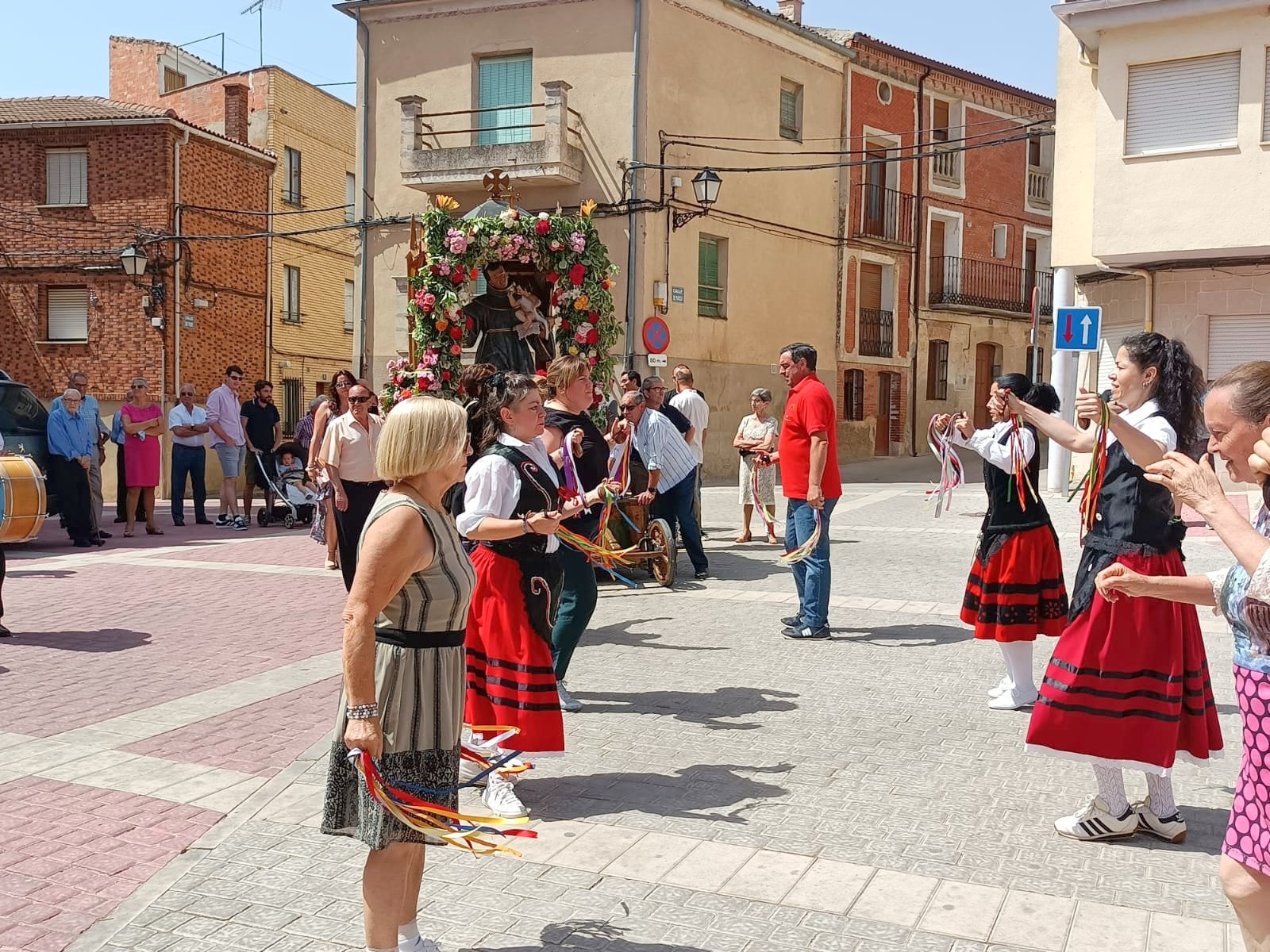 La localidad cerrateña disfruta de unas animadas Fiestas Patronales