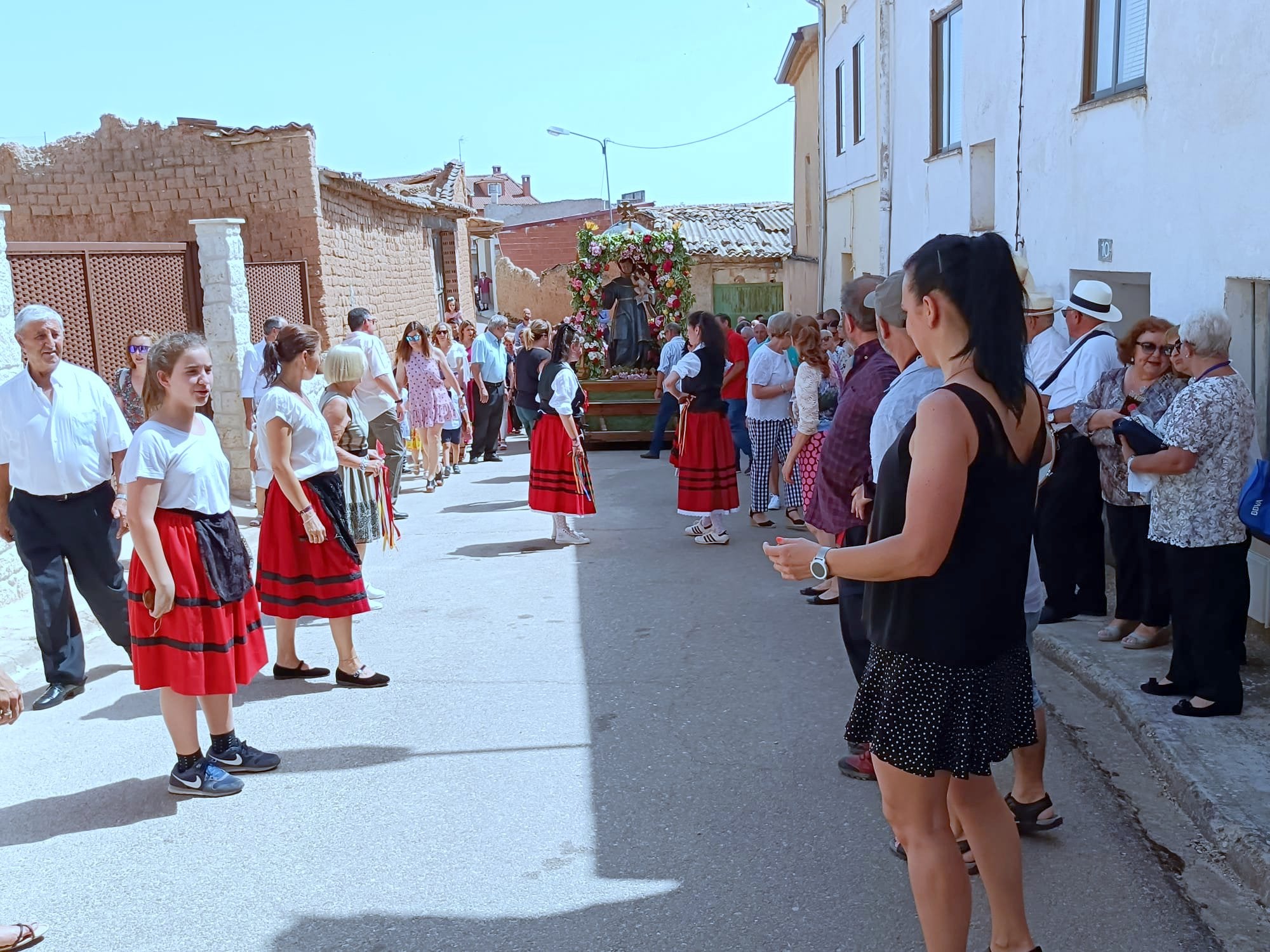 La localidad cerrateña disfruta de unas animadas Fiestas Patronales