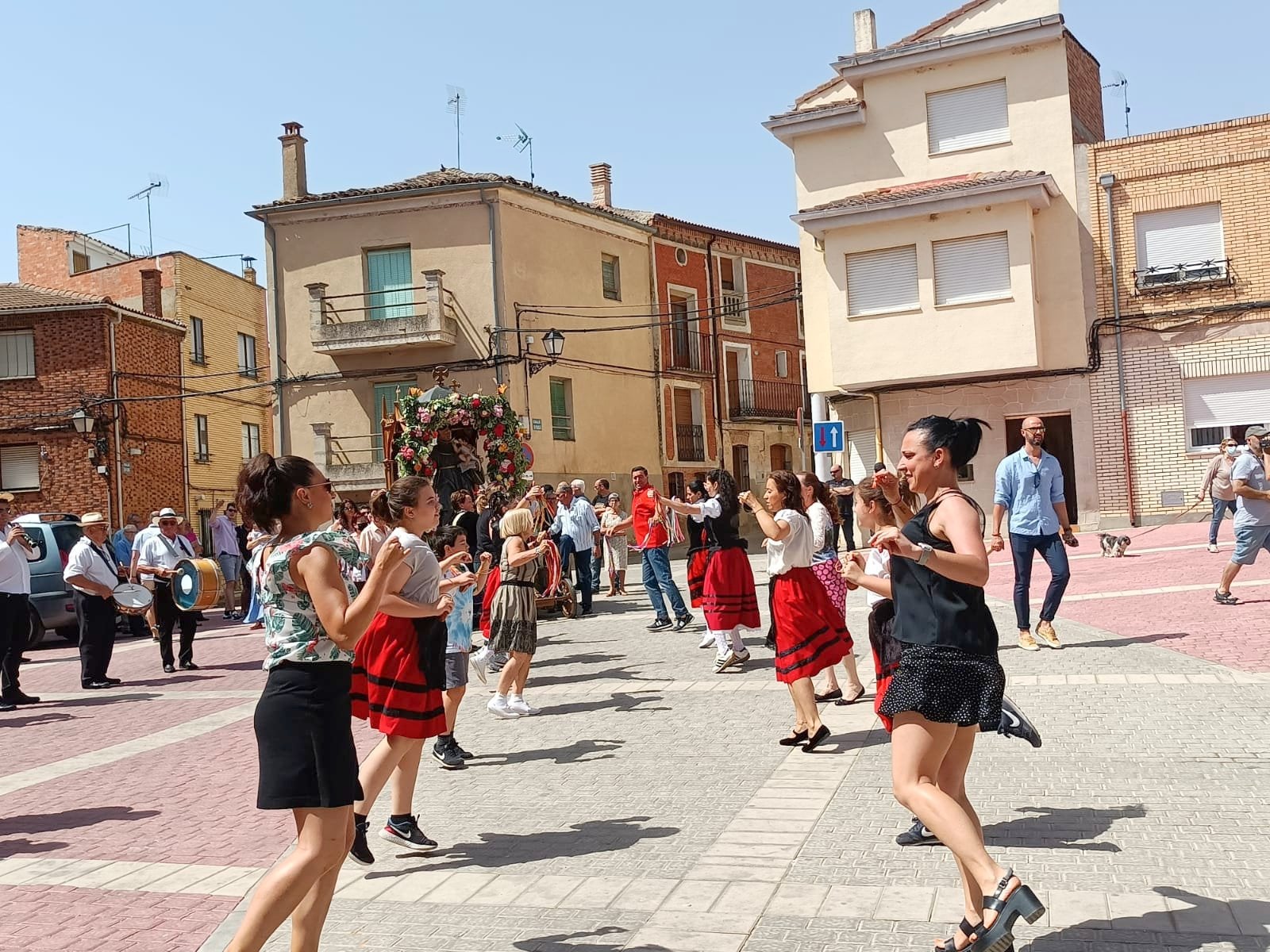 La localidad cerrateña disfruta de unas animadas Fiestas Patronales