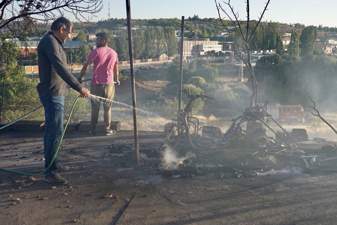 Fotos: Incendio en la Cuesta de la Maruquesa, Valladolid