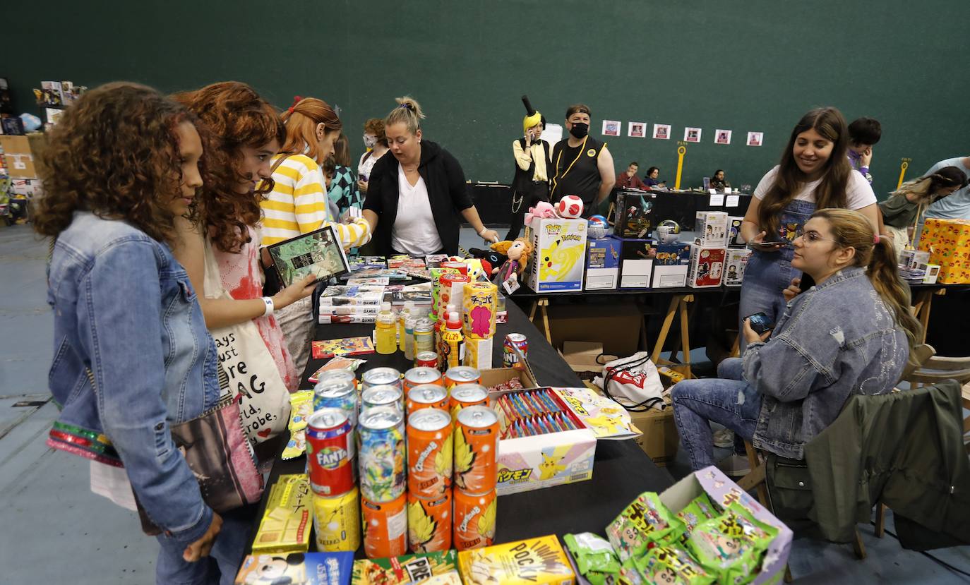 La octava edición del Salón Manga&Cómic de Palencia llena de color y de actividades el frontón de Eras de Santa Marina
