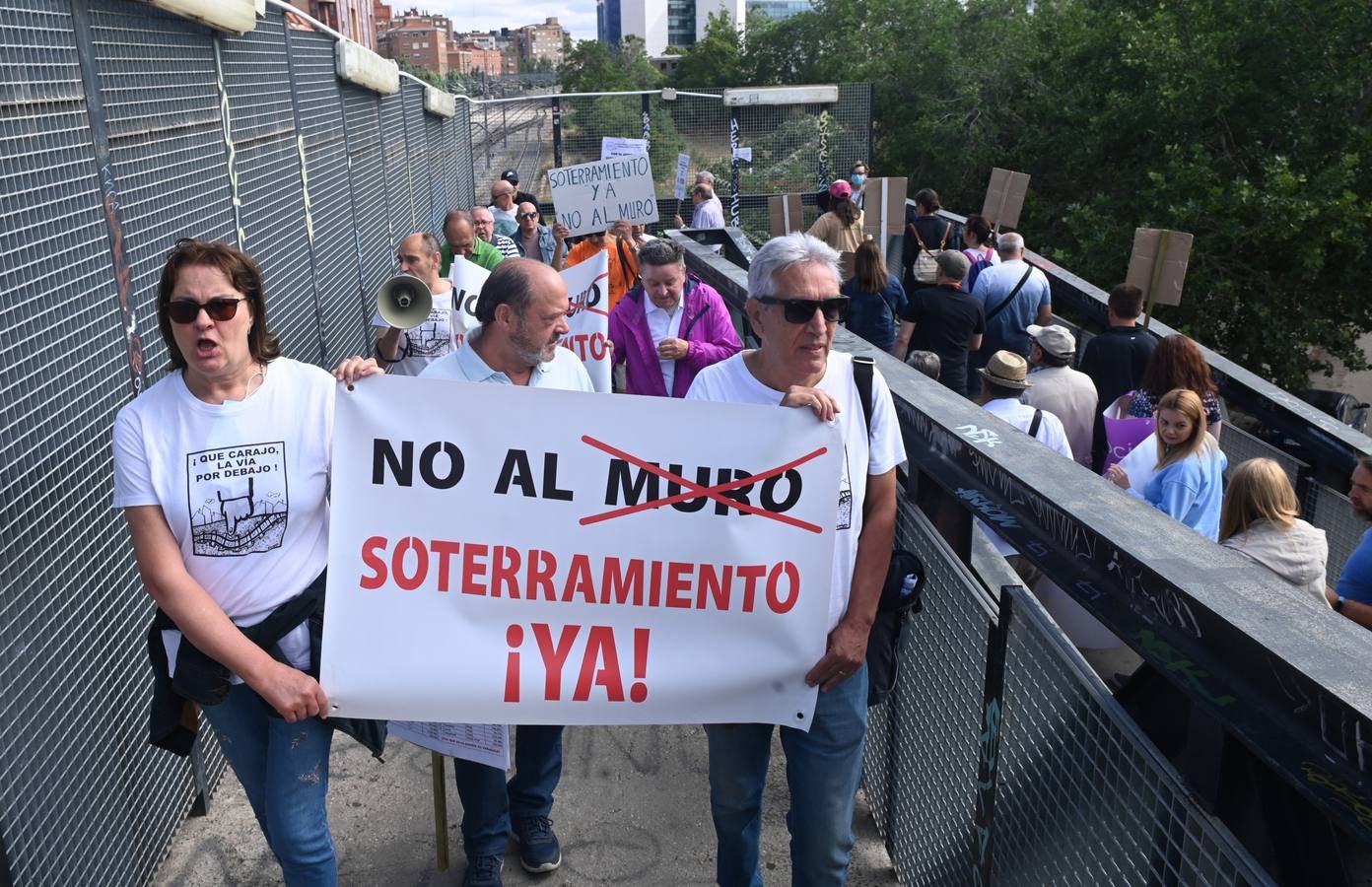 Fotos: Marcha en Valladolid para reclamar el soterramiento