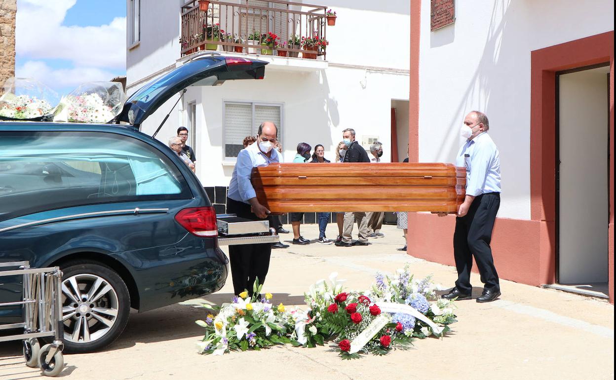 Funeral del joven en Moreruela de los Infanzones.