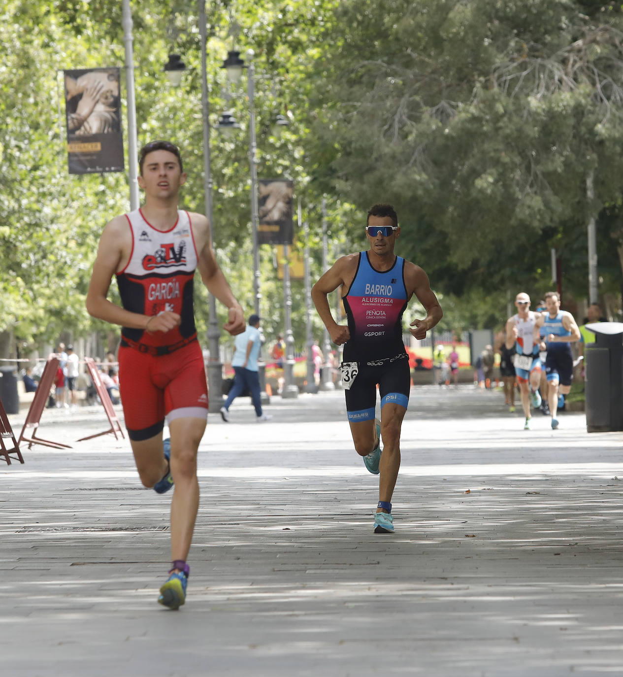 La prueba contó con la participación de 127 triatletas en el popular circuito urbano