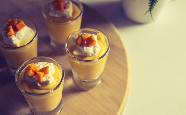 Mousse de mango y fruta de la pasión