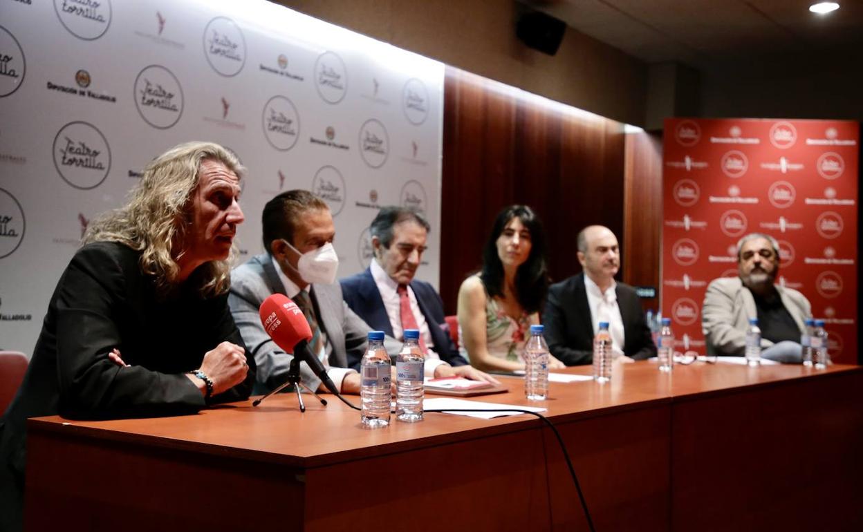 Jorge del Arco, Jesús Fonseca, Enrique Cornejo, Raquel Lanseros, Fermín Herrero y Carlos Aganzo. 