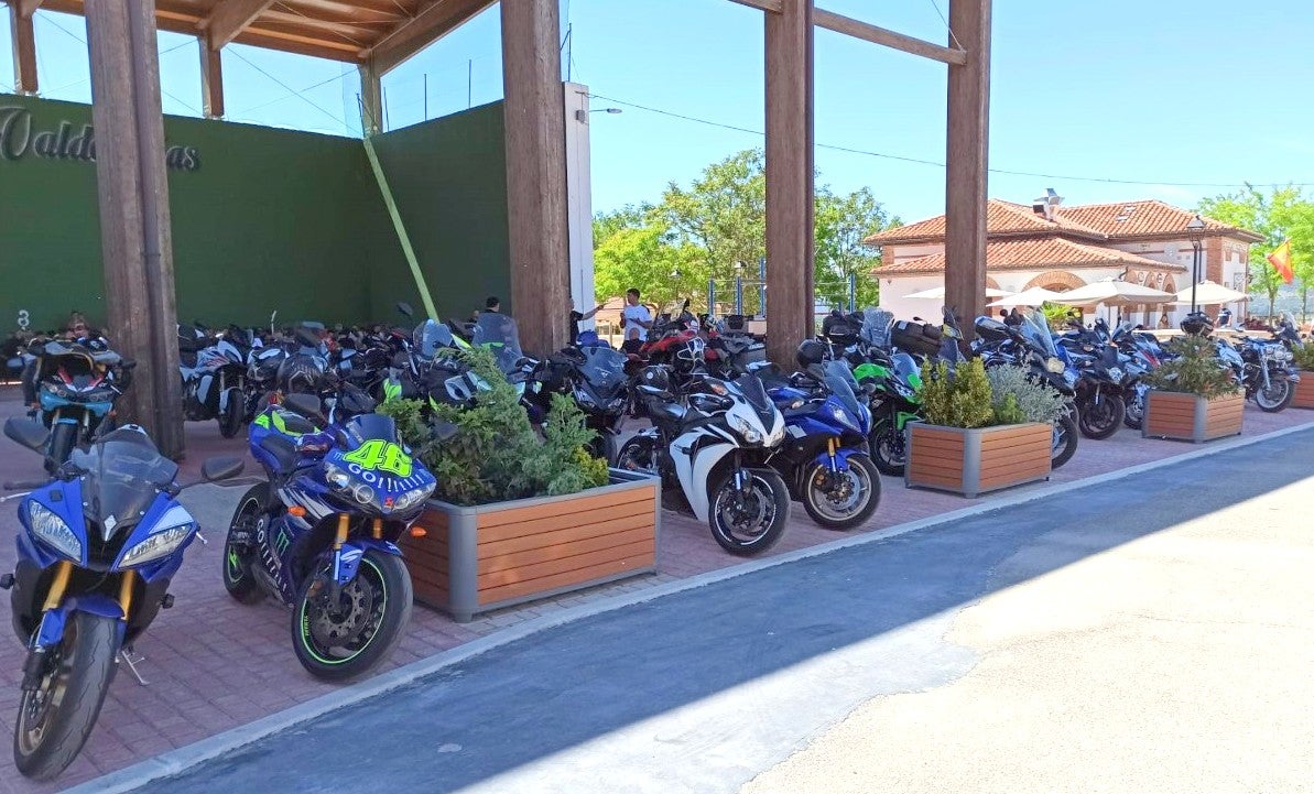 Herrera de Valdecañas disfruta del mundo de las motos