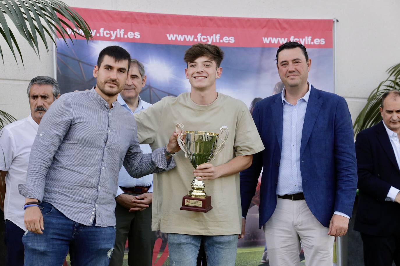 Fotos: Gala de entrega de los premios de la Delegación Provincial de Fútbol (1/5)