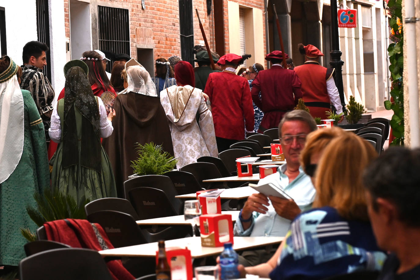 Fotos: Los Habsburgo se reencuentran en Mojados 500 años después