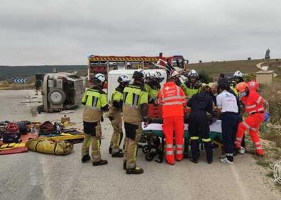 Imagen secundaria 1 - Accidente en Burgos con un fallecido de 30 años y un evacuado en helicóptero