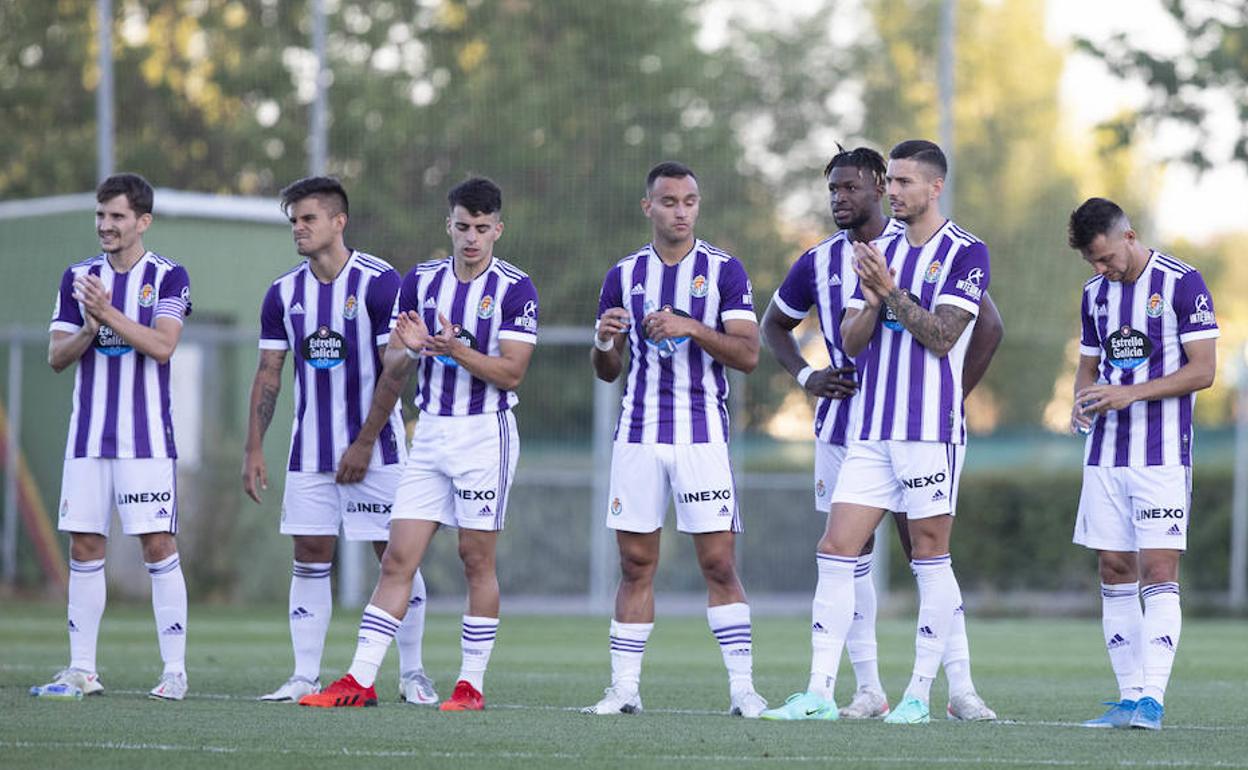 Varios jugadores, en el partido de la pretemporada de 2021 ante el Amorebieta. 