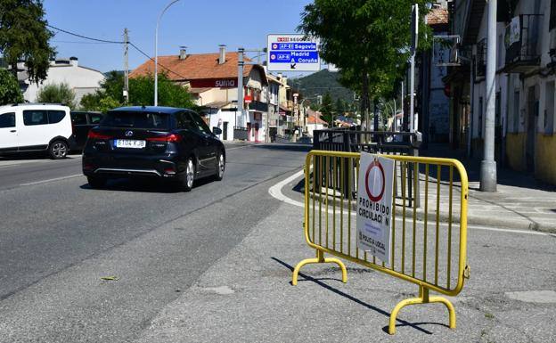 San Rafael volverá a cortar al tráfico varias calles para evitar los atajos de los foráneos