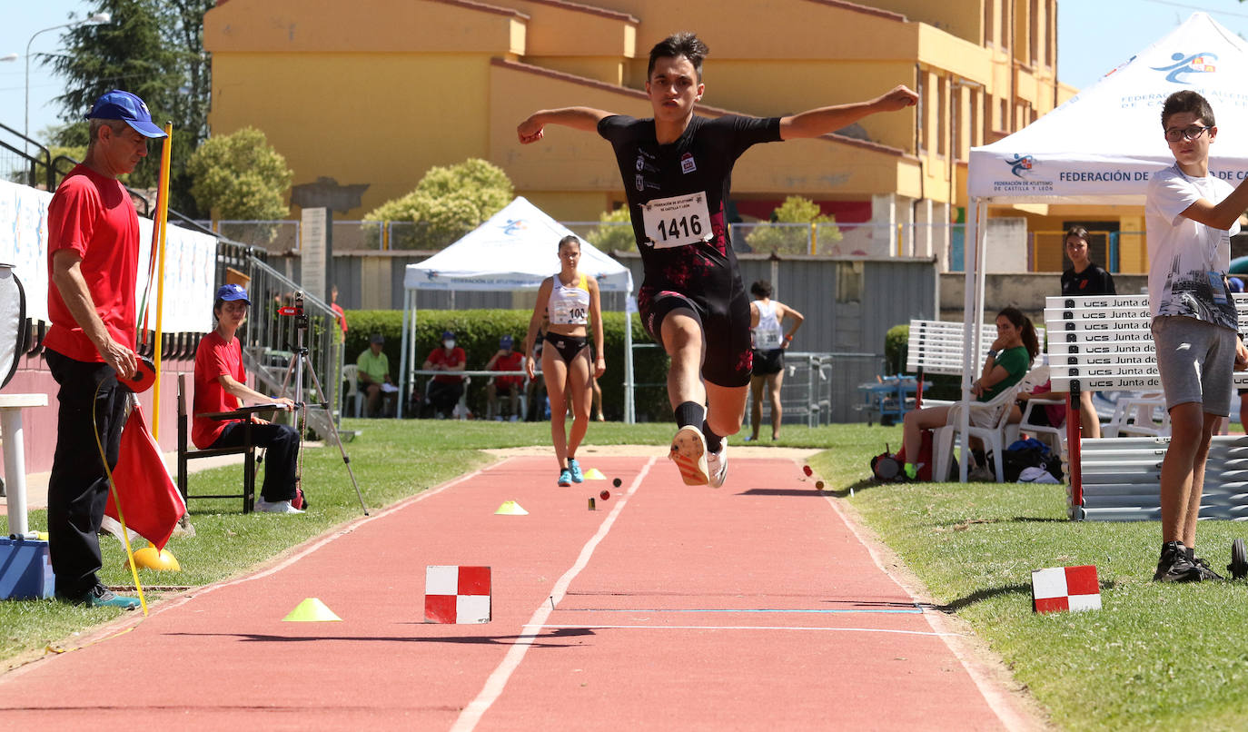 Jornada de atletismo en Segovia.