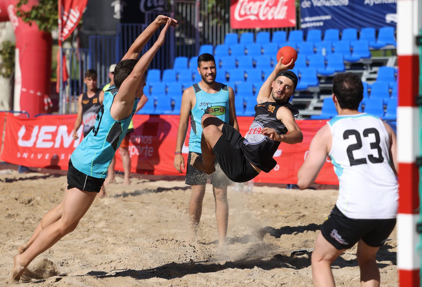 Fotos: Torneo Ciudad de Valladolid de balonmano playa