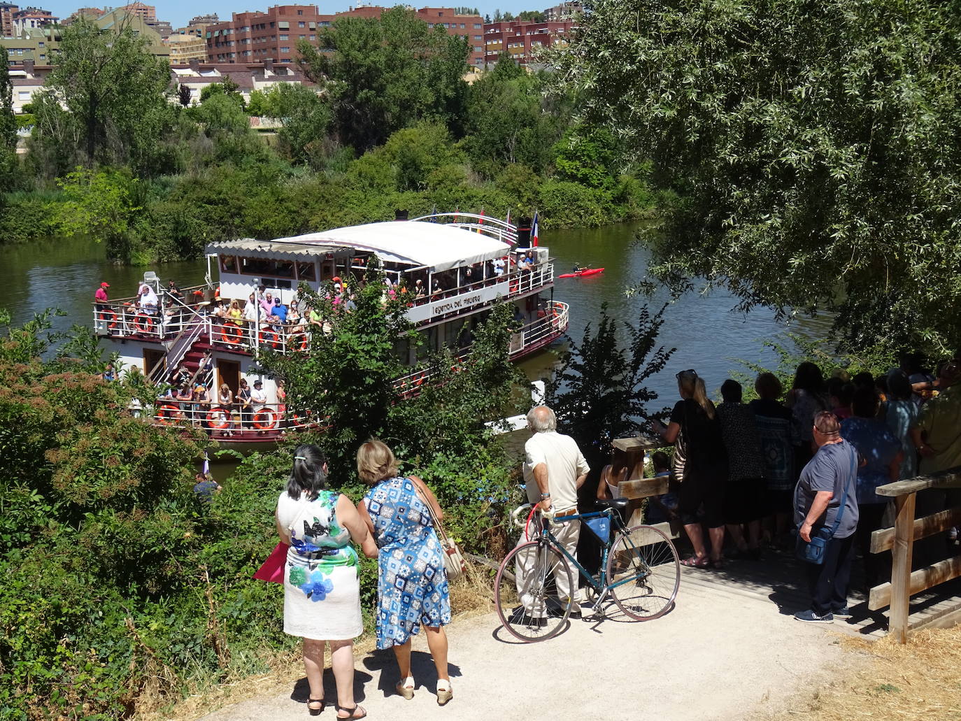 Fotos: XXIII procesión fluvial de la Virgen del Carmen en Valladolid