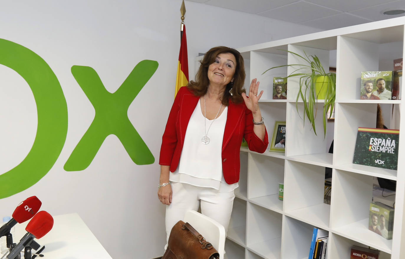 Lalanda, esta mañana en su comparecencia de prensa, sola en la sede. 