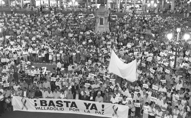 Valladolid, durante la manifestación por el asesinato de Miguel Ángel Blanco