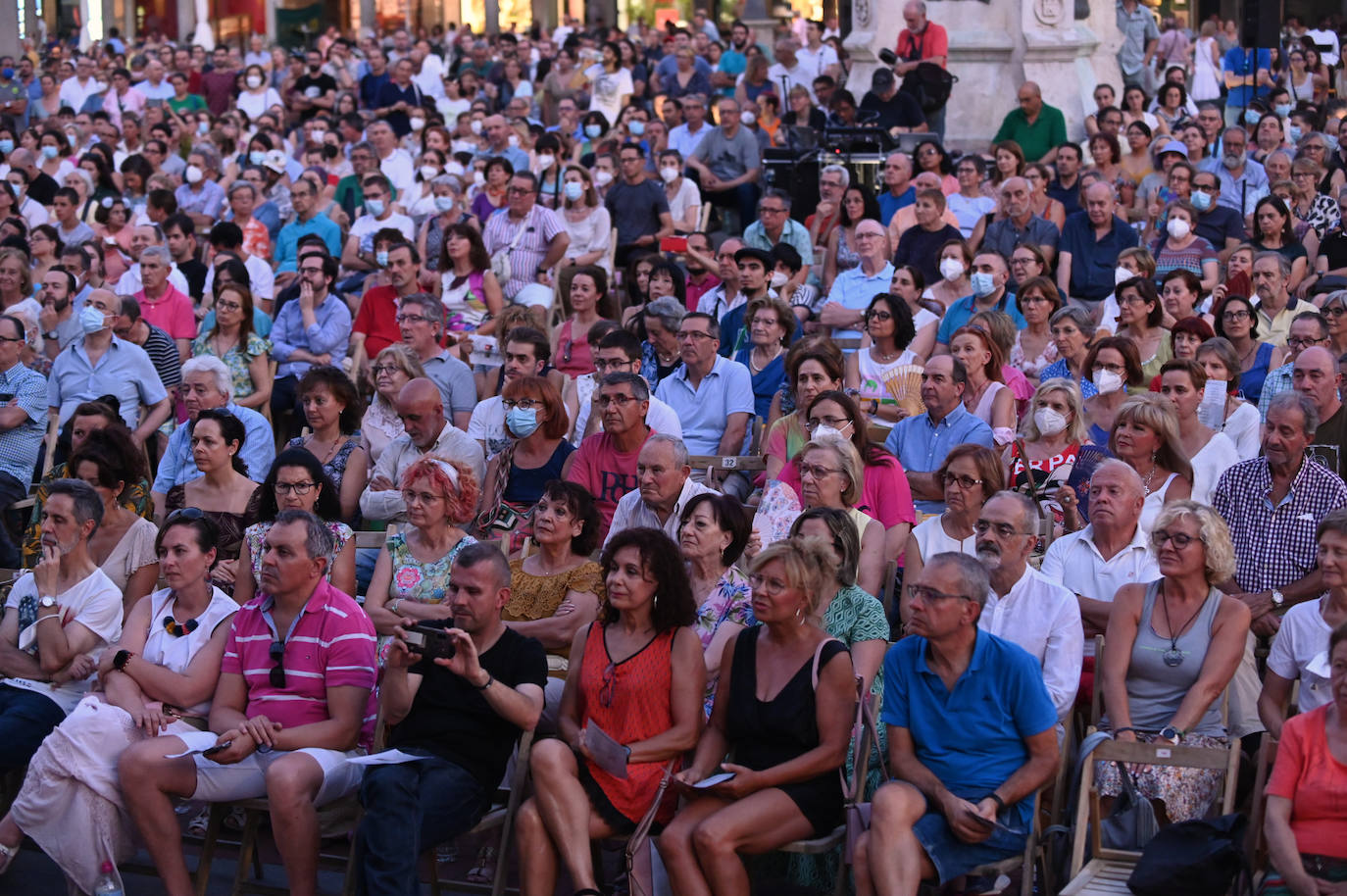 Concierto de la OSCyL, en la Plaza Mayor de Valladolid, este martes.