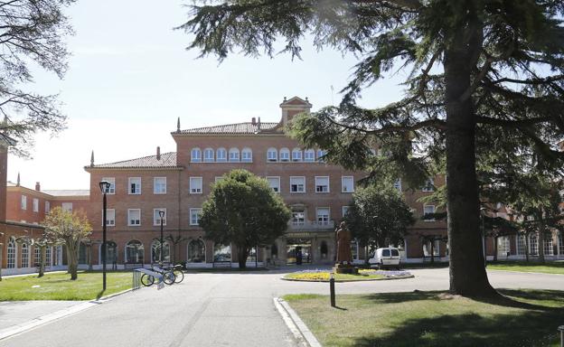 La Escuela de Enfermería admite a 137 alumnos y deja a otros 50 en lista de espera