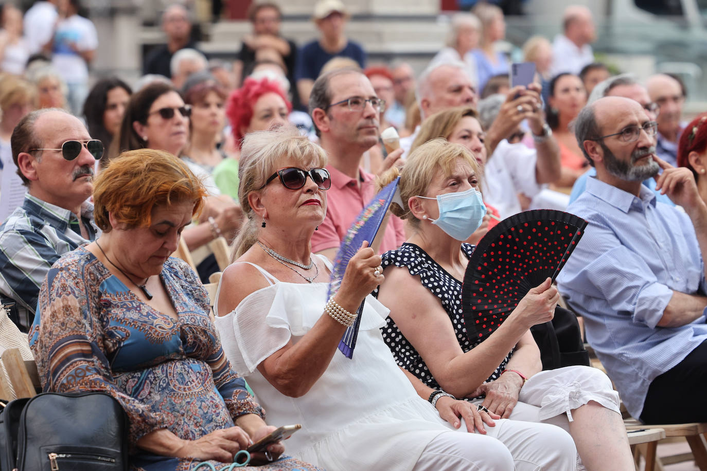 Proyección de 'Nabucco', en la Plaza mayor de Valladolid. 