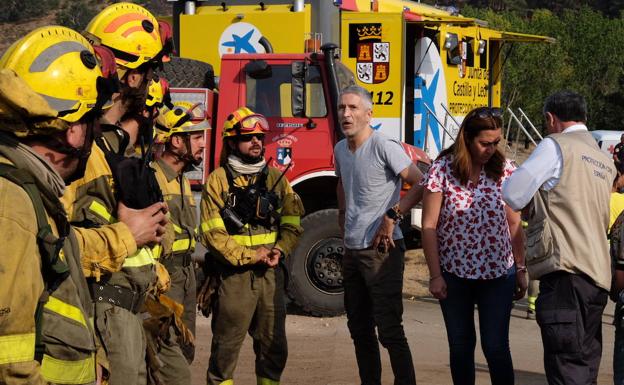 Marlaska recalca que «la política de los incendios es todo el año»