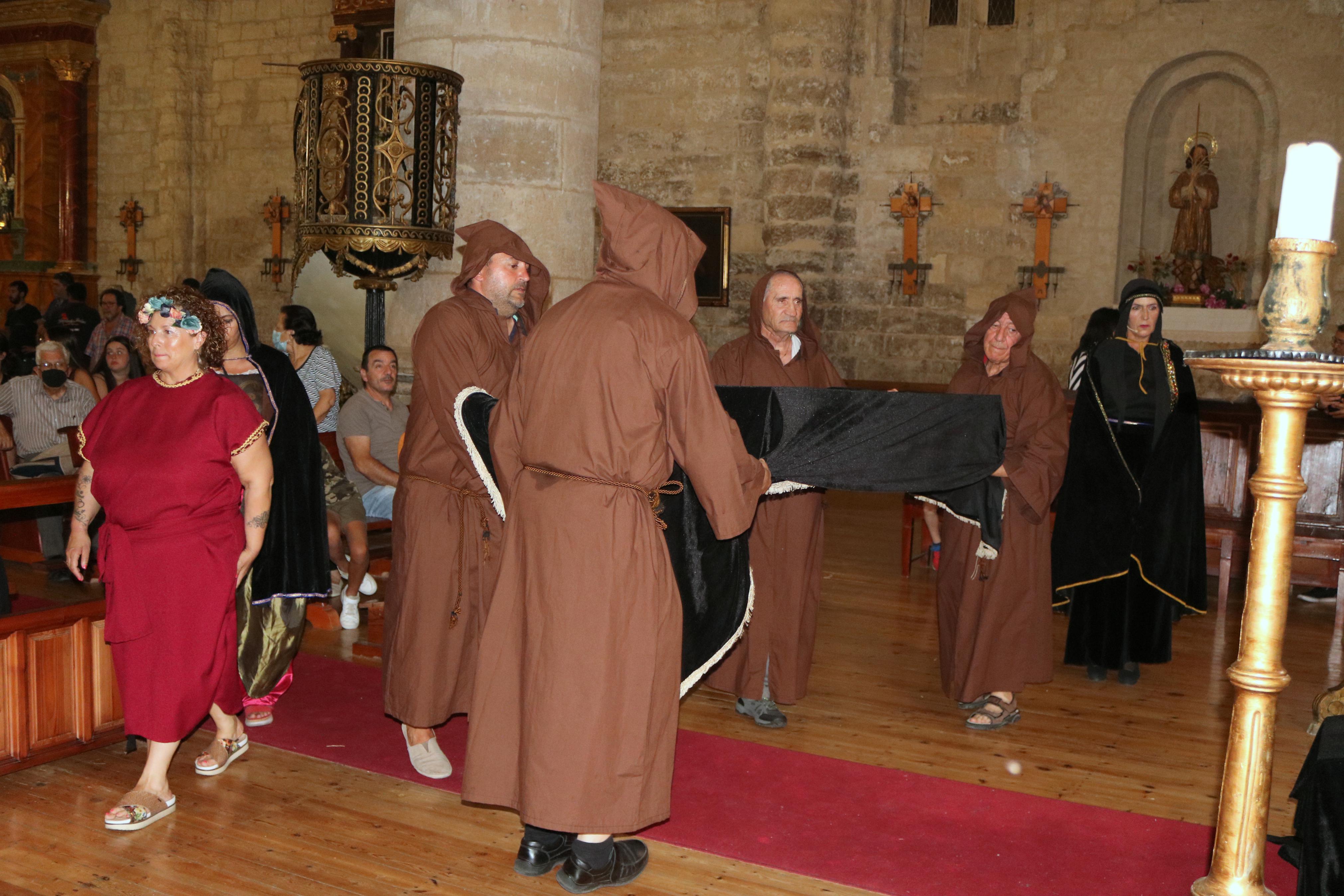 Torquemada recrea su historia con la representación del nacimiento de la infanta Catalina