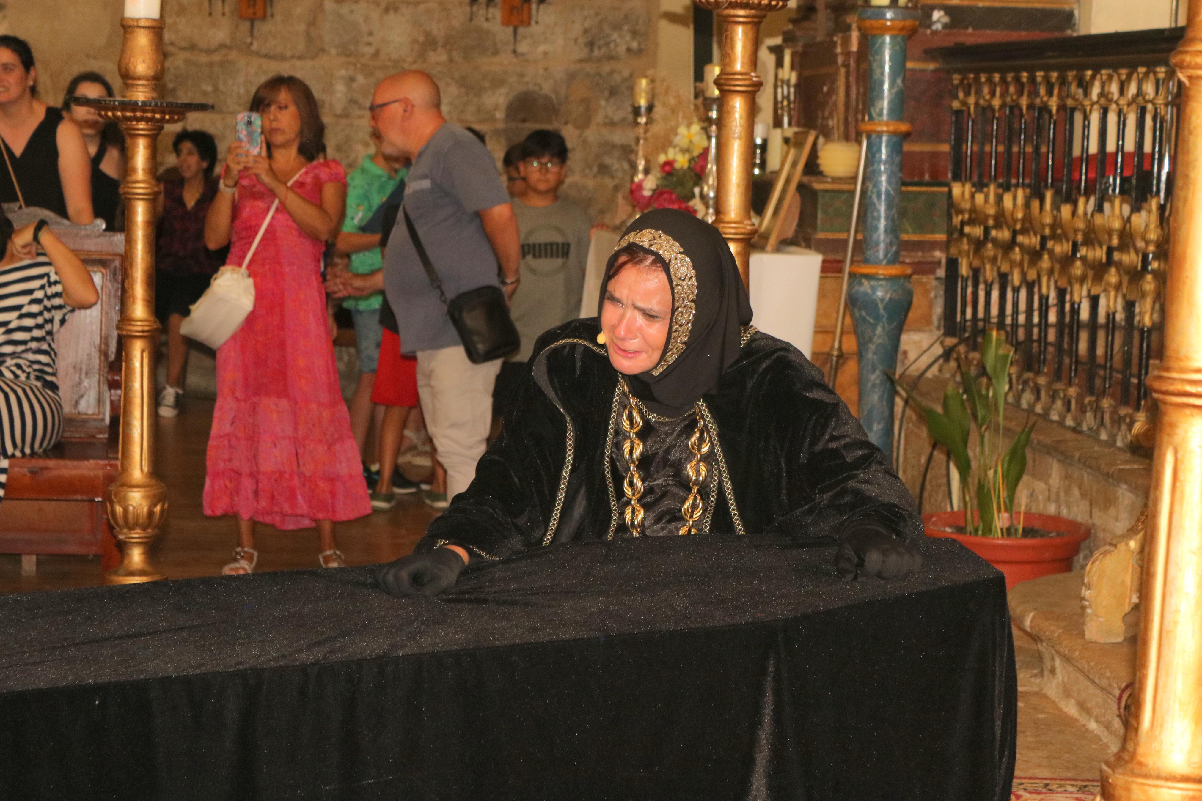 Torquemada recrea su historia con la representación del nacimiento de la infanta Catalina