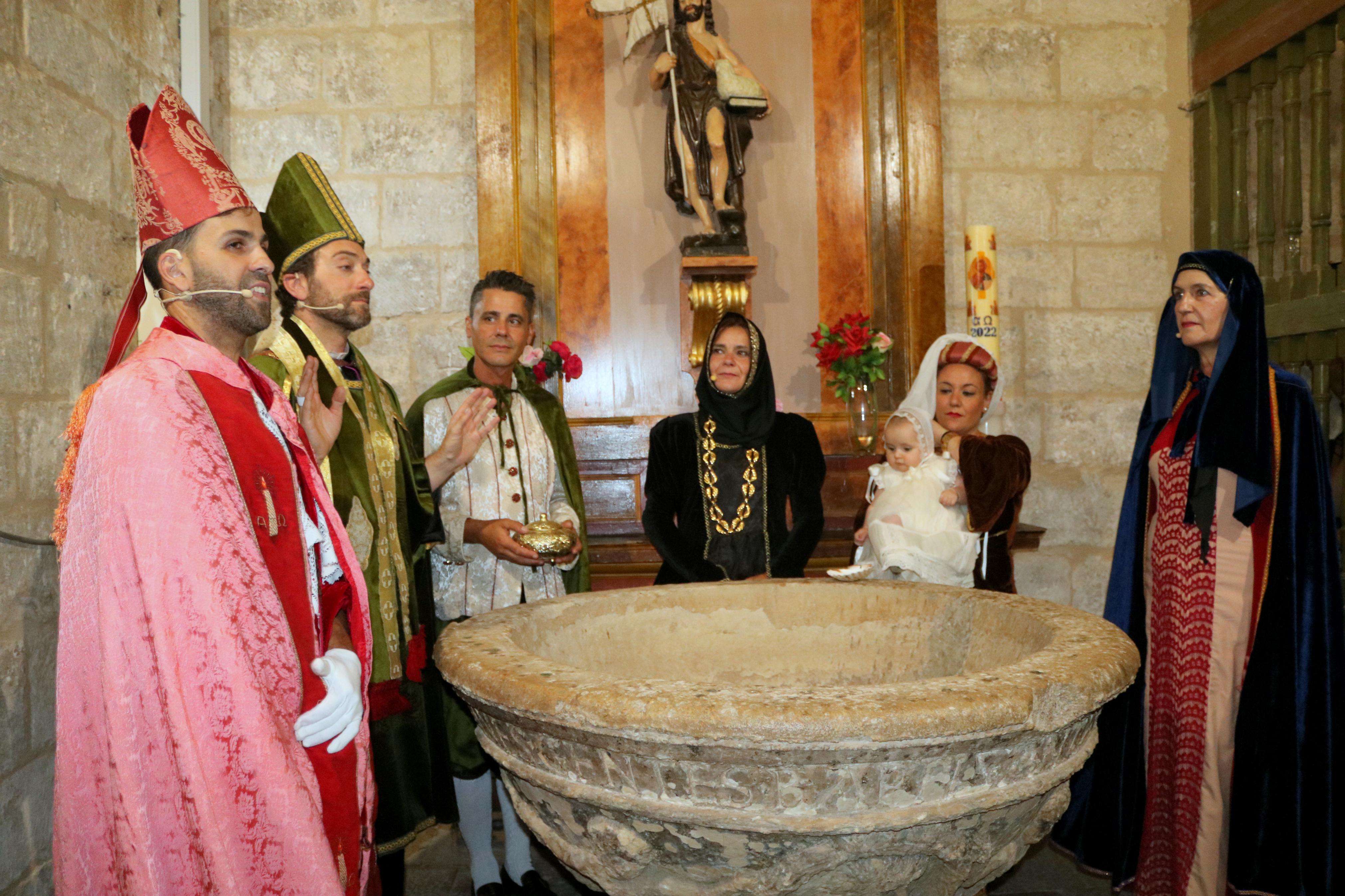 Torquemada recrea su historia con la representación del nacimiento de la infanta Catalina