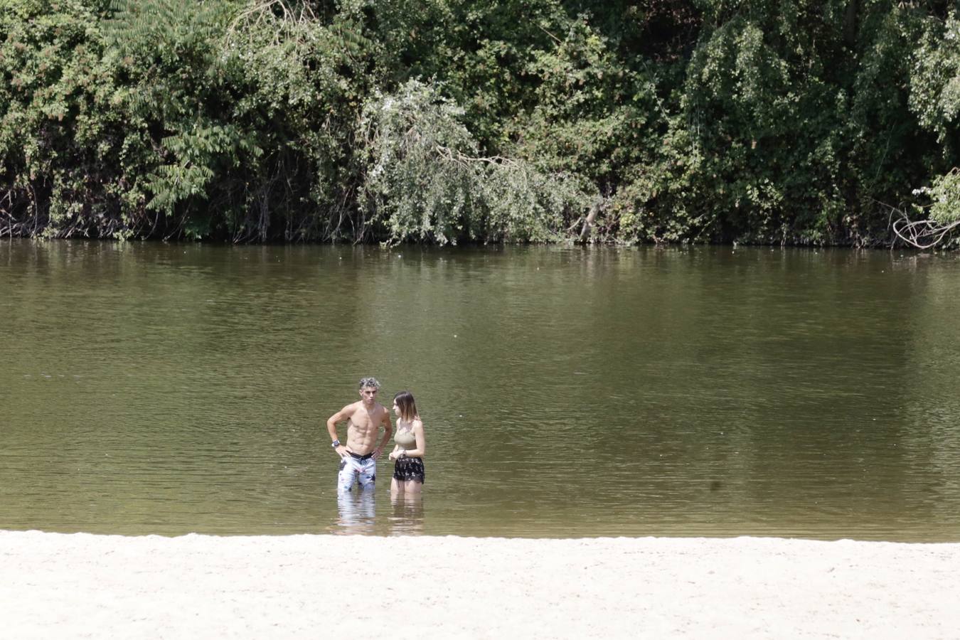 Fotos: El agua del Pisuerga en las Moreras, no apta para el baño