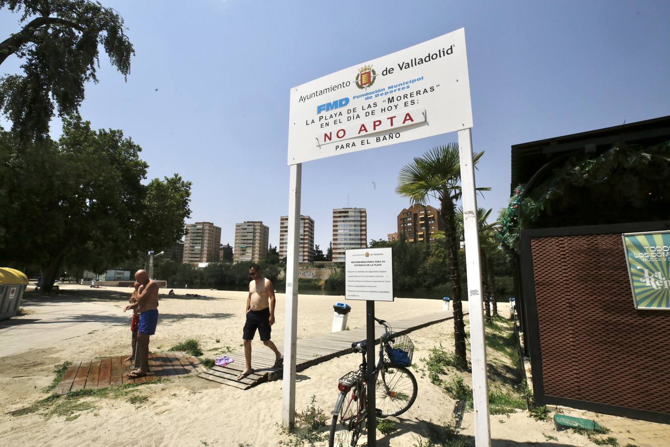 Fotos: El agua del Pisuerga en las Moreras, no apta para el baño