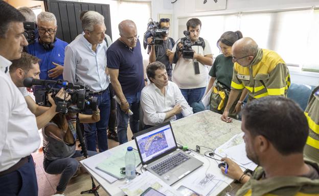 Junta y Gobierno toman posiciones para enfocar la emergencia forestal como arma arrojadiza