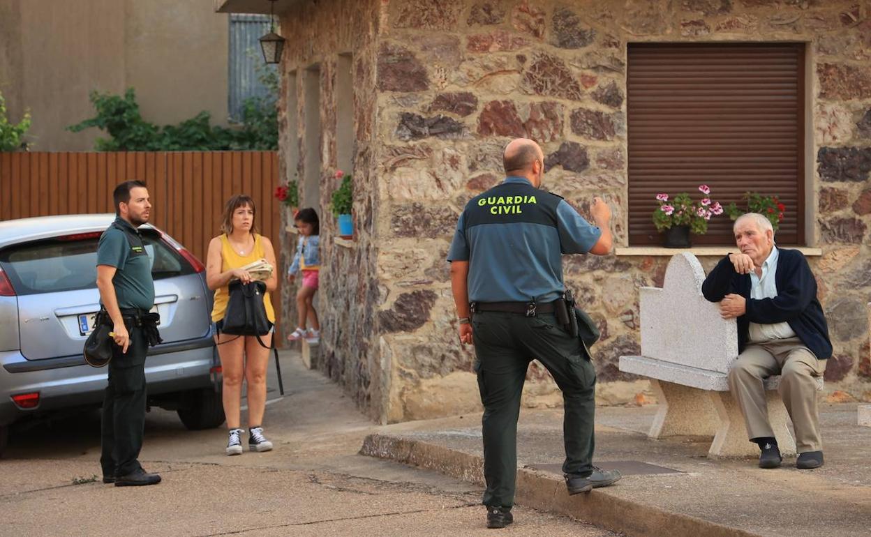 Incendio en Salamanca: Los vecinos de Monsagro y Guadapero regresan a sus casas