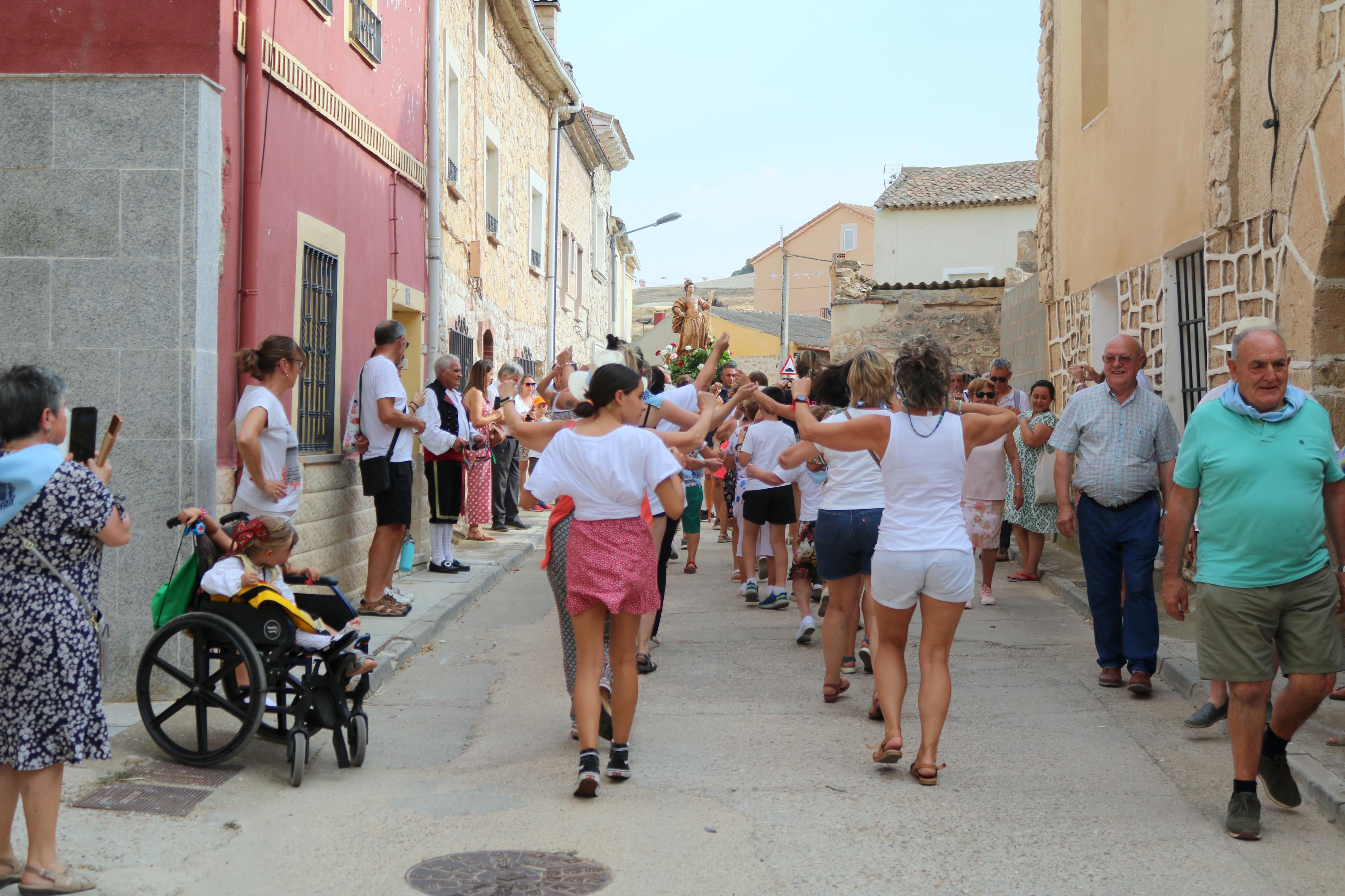 Las danzas son una de las señas de identidad de las fiestas de Villahán