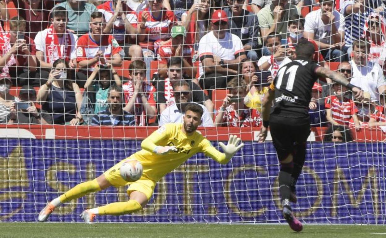 Luis Maximiano, exportero del Granada, es uno de los fichajes del Lazio esta temporada 