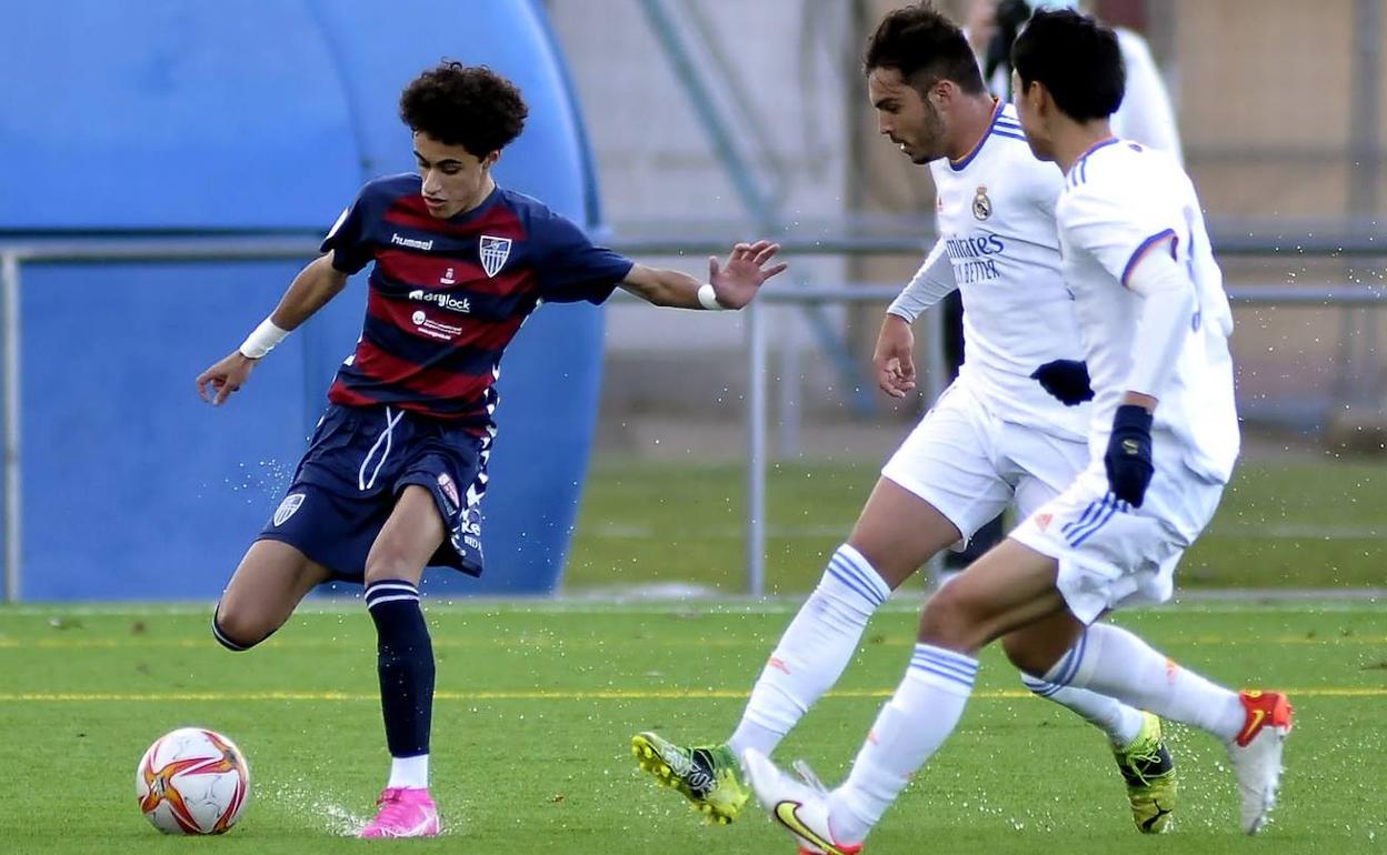 Pablo Arranz, durante un partido frente al Real Madrid juvenil.